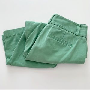 💚 J Crew Favorite Fit green pants